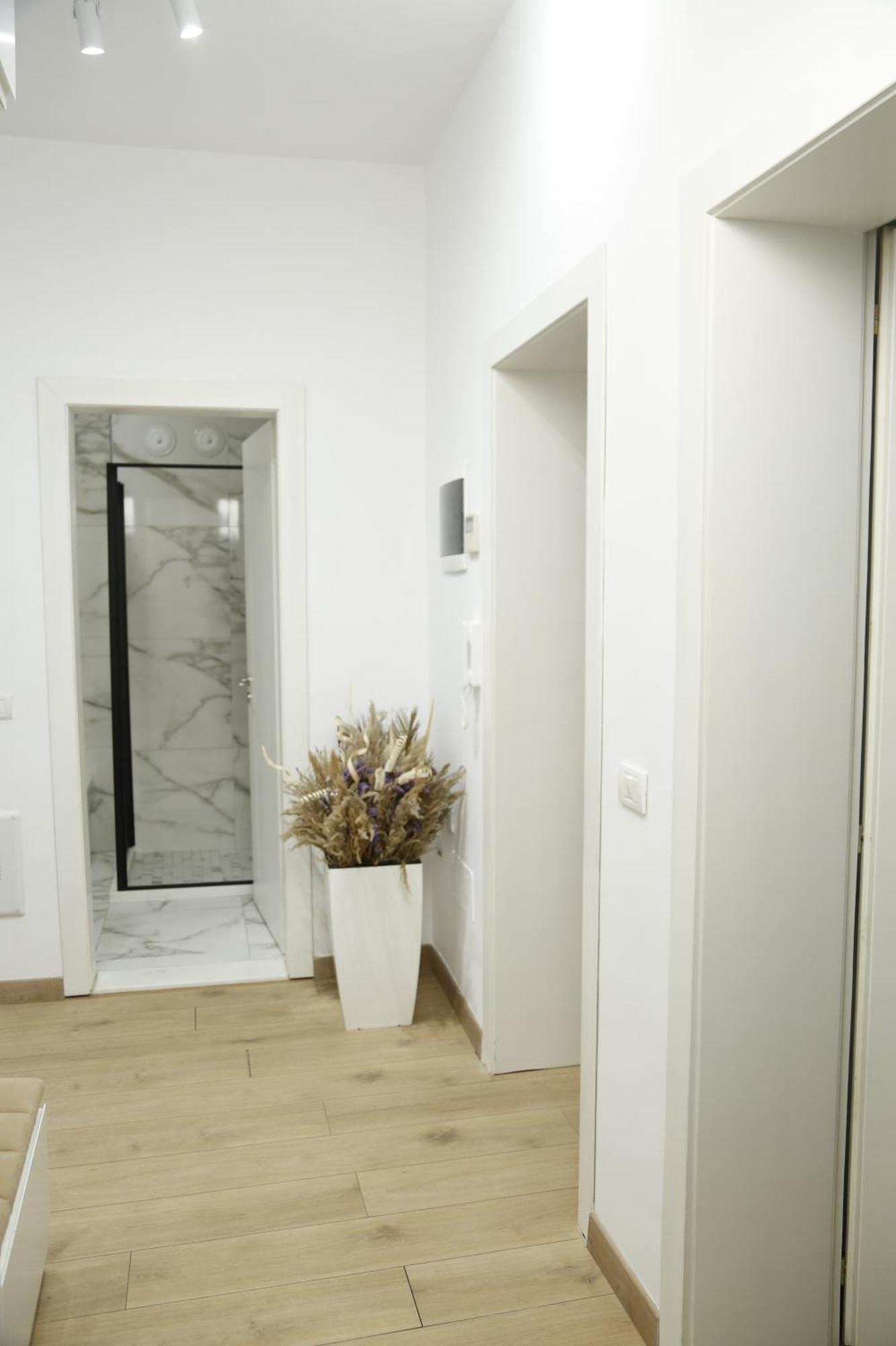 Albi Apartment Tiranë Eksteriør bilde